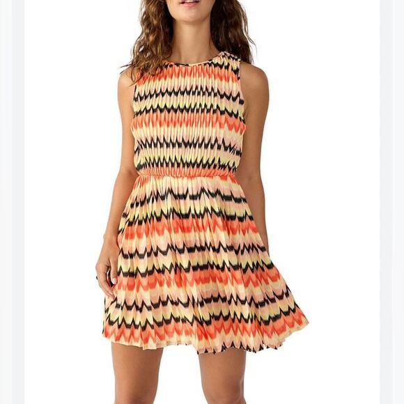 Sanctuary NWT Crochet Mini Dress Pleated Skirt Orange Black Yellow Size Large - Picture 2 of 11